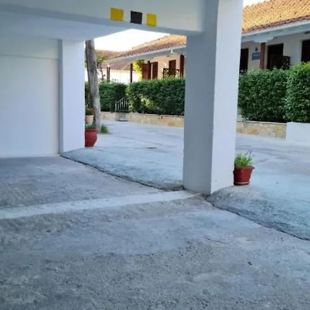 The House 2 Апартаменты *